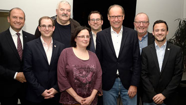Generalversammlung des UHK Krems : Das Präsidium unter Präsident Mag. Bernhard Lackner und der Vorstand unter Obmann Josef Nussbaum wurde bei der Generealversammlung einstimmig bestätigt. - Foto: UHK